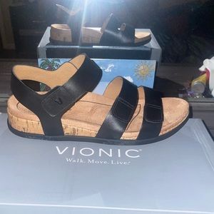 Black leather sandal